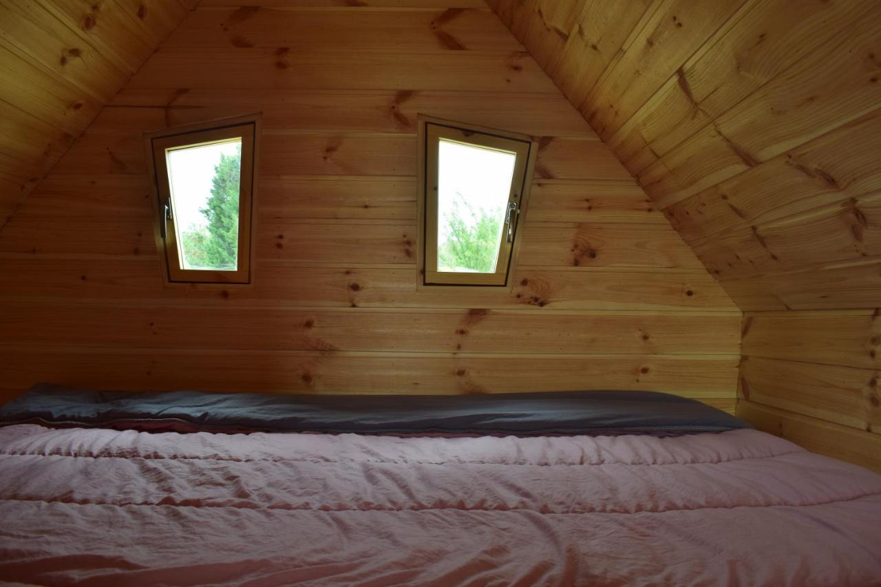 Les Cabanes Magiques De Mariegillou Appartement Avrilly Buitenkant foto